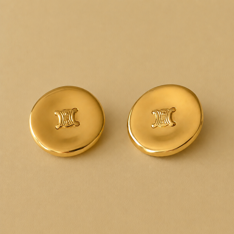 Maison CELINE Paris, Clips Bouton Triomphe