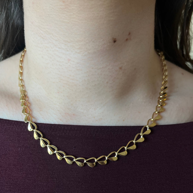 Gold heart necklace